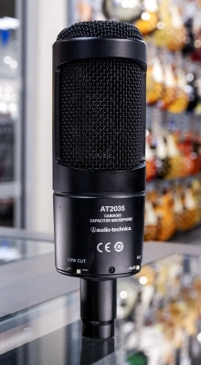 Audio-Technica - AT2035 Condenser Microphone 2